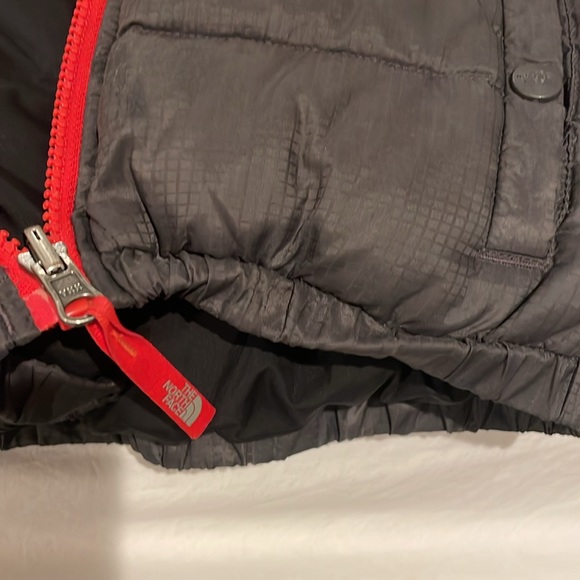 North face puffer - Picture 3 of 4